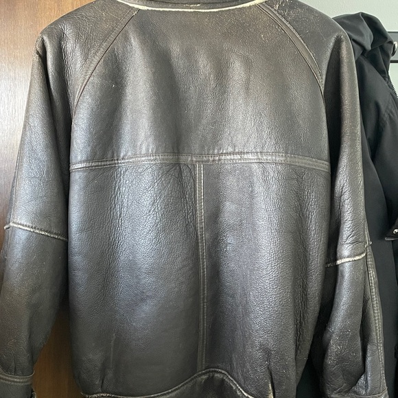 Beautiful soft genuine leather bomber jacket lined with English sheep’s wool! - Picture 3 of 9